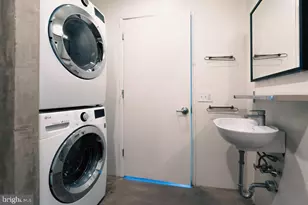 2042 Amber St, Philadelphia, PA 19125 - Photo 13