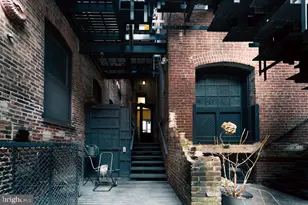 2042 Amber St, Philadelphia, PA 19125 - Photo 23