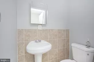 1227 24th St, Philadelphia, PA 19146 - Photo 9