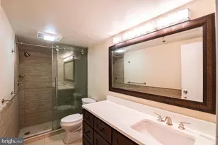 301 Race St, Philadelphia, PA 19106 - Photo 9