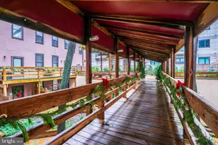 301 Race St, Philadelphia, PA 19106 - Photo 17