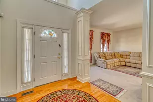 310 Par Dr, Philadelphia, PA 19115 - Photo 5