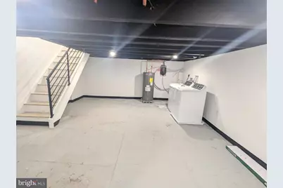 2050 Fairmount Avenue #2, Philadelphia, PA 19130 - Photo 25