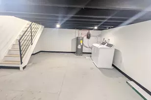 2050 Fairmount Ave, Philadelphia, PA 19130 - Photo 25