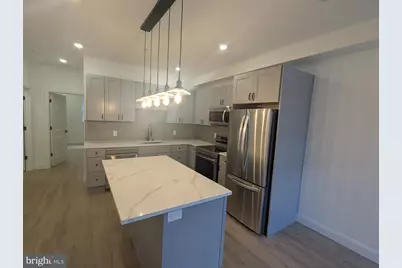 2050 Fairmount Avenue #2, Philadelphia, PA 19130 - Photo 5