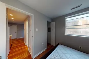 1018 Pine St, Philadelphia, PA 19107 - Photo 5