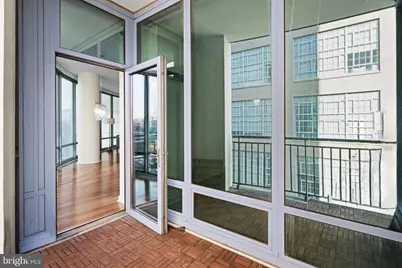 2101 Market Street #302, Philadelphia, PA 19103 - Photo 25