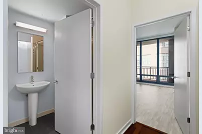 2101 Market Street #302, Philadelphia, PA 19103 - Photo 9