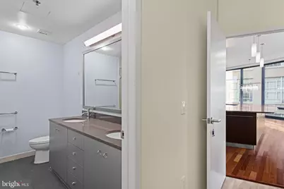 2101 Market Street #302, Philadelphia, PA 19103 - Photo 29