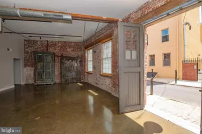 2135 E Susquehanna Avenue, Philadelphia, PA 19125 - Photo 17