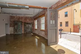 2135 E Susquehanna Ave, Philadelphia, PA 19125 - Photo 17