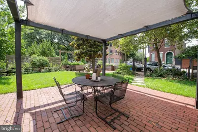 2135 E Susquehanna Avenue, Philadelphia, PA 19125 - Photo 11