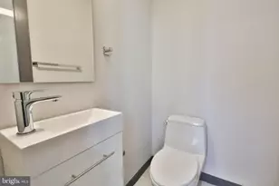 1022 Christian St, Philadelphia, PA 19147 - Photo 5