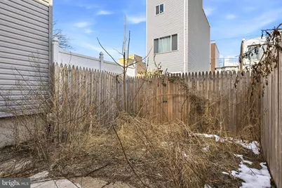 1819 E Albert Street, Philadelphia, PA 19125 - Photo 15