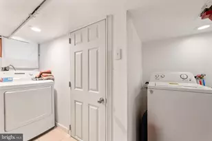 1715 W Thompson St, Philadelphia, PA 19121 - Photo 9