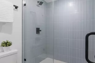 160204 Locust St, Philadelphia, PA 19103 - Photo 19