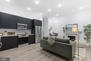 160204 Locust St, Philadelphia, PA 19103 - Photo 1