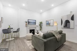 160204 Locust St, Philadelphia, PA 19103 - Photo 13