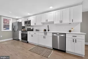 1832 S 9th St, Philadelphia, PA 19148 - Photo 9