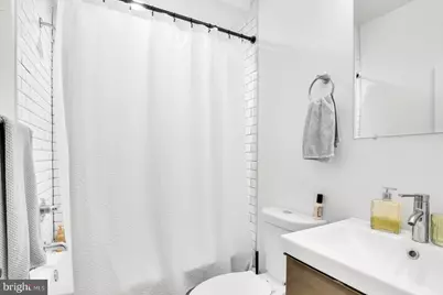 2604 Reed Street, Philadelphia, PA 19146 - Photo 17