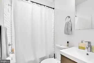 2604 Reed St, Philadelphia, PA 19146 - Photo 17