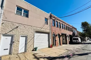 1925 S Bancroft St, Philadelphia, PA 19145 - Photo 1