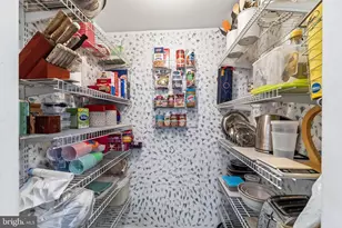 990 E Godfrey Ave, Philadelphia, PA 19124 - Photo 17