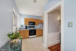 990 E Godfrey Ave, Philadelphia, PA 19124 - Photo 13