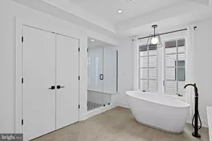 742 S Broad St, Philadelphia, PA 19146 - Photo 19