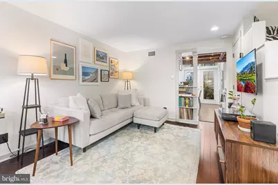 442 Fitzwater Street, Philadelphia, PA 19147 - Photo 3