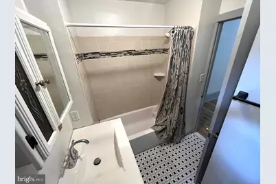 1431 W Girard Avenue #1F, Philadelphia, PA 19130 - Photo 9