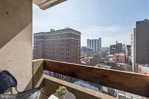 1326 Spruce St, Philadelphia, PA 19107 - Photo 25