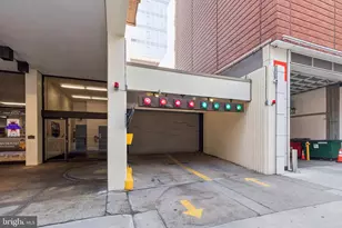 1326 Spruce St, Philadelphia, PA 19107 - Photo 7