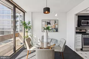 1326 Spruce St, Philadelphia, PA 19107 - Photo 17