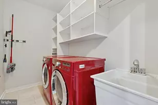 707 S 15th St, Philadelphia, PA 19146 - Photo 33