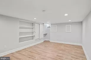 1911 S 11th St, Philadelphia, PA 19148 - Photo 25