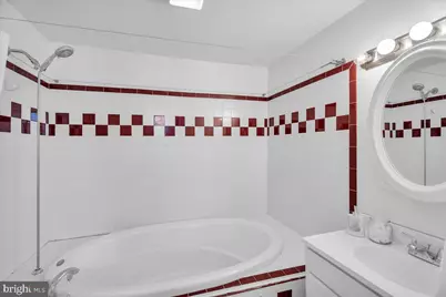 823 S 10th Street, Philadelphia, PA 19147 - Photo 15