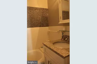 2031 Locust Street #1903, Philadelphia, PA 19103 - Photo 9