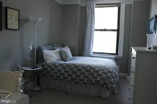 2031 Locust St, Philadelphia, PA 19103 - Photo 7