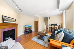 308 S 13th St, Philadelphia, PA 19107 - Photo 11