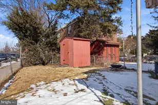 294 Lemonte St, Philadelphia, PA 19128 - Photo 21