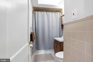 294 Lemonte St, Philadelphia, PA 19128 - Photo 15