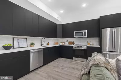 1602 Locust Street #401, Philadelphia, PA 19103 - Photo 5