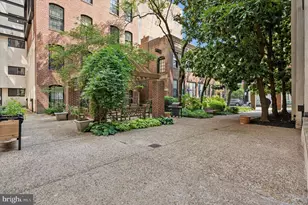 315 New St, Philadelphia, PA 19106 - Photo 15