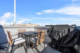 2204 E Albert St, Philadelphia, PA 19125 - Photo 21