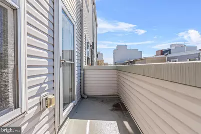 2204 E Albert Street, Philadelphia, PA 19125 - Photo 9