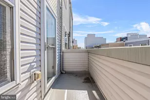 2204 E Albert St, Philadelphia, PA 19125 - Photo 9