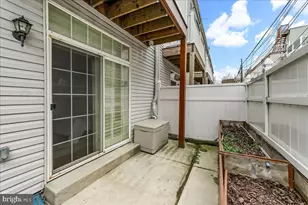 1000 S Dorrance St, Philadelphia, PA 19146 - Photo 19