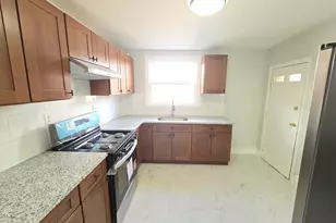 631 E Godfrey Ave, Philadelphia, PA 19120 - Photo 9