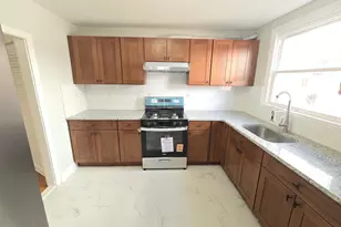 631 E Godfrey Ave, Philadelphia, PA 19120 - Photo 7